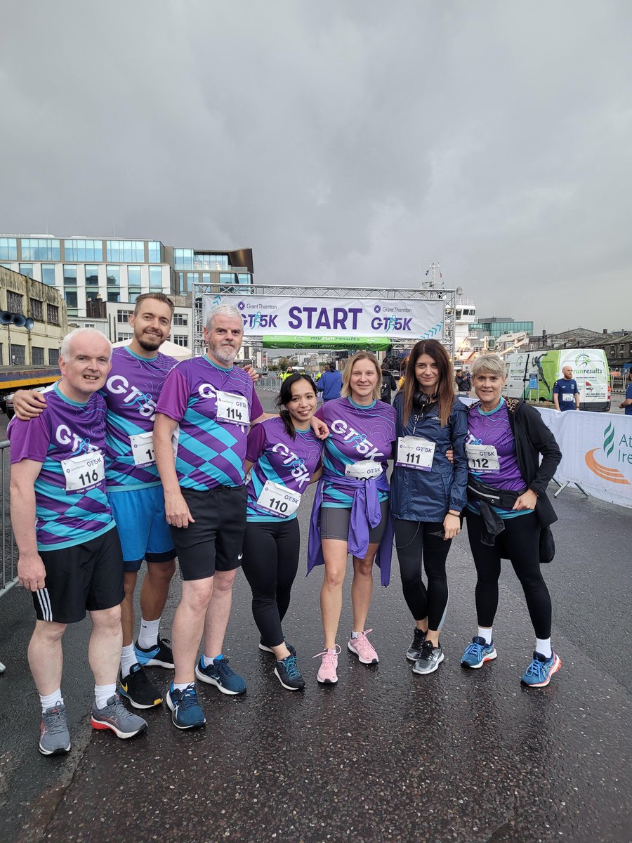 smarttech247's tweet image. Great to see members of our @smarttech247 Cork office battle through the rain last night to compete in the @GrantThorntonIE 5k Challenge. Even had the opportunity to meet 3 x Olympian @DervalORourke - thanks for the running tips 😅

#teambonding #GT5K #ST247