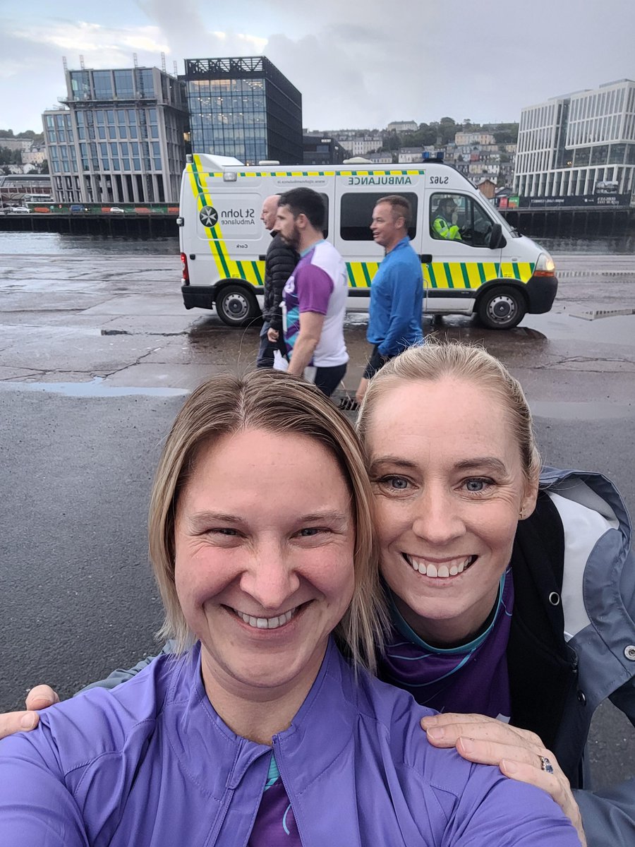 smarttech247's tweet image. Great to see members of our @smarttech247 Cork office battle through the rain last night to compete in the @GrantThorntonIE 5k Challenge. Even had the opportunity to meet 3 x Olympian @DervalORourke - thanks for the running tips 😅

#teambonding #GT5K #ST247