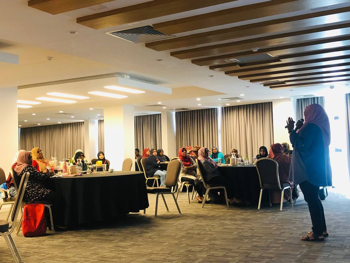 ICO_Maldives's tweet photo. Today's Right to Information session conducted at the #PracticeParliment session for women organized by @UNDPMaldives in partnership with the @mvpeoplesmajlis. https://t.co/1p2xJxqukO