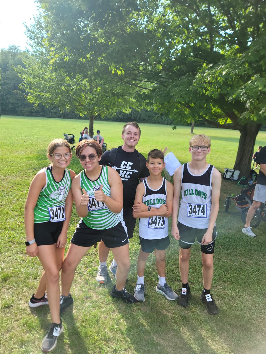 CC_AstPrincipal's tweet photo. Clinton Central Middle School Ready for Bronco Invite! https://t.co/9CzRgr6pZK
