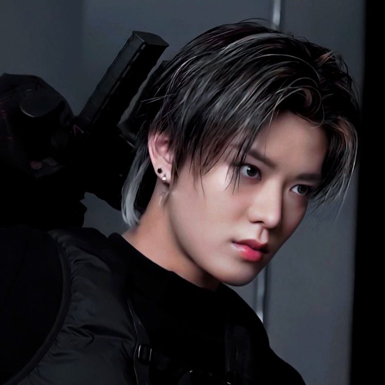 jytyleesx's tweet photo. ❝merciless❞

all is fair in love &amp; war— but what if their love is caught up in a war of two gang?

a #doyu filo au where yt broke up with his beloved dy to save him from the war that's coming, only to find out that dy is the leader of the opposing gang. https://t.co/6K5axQx8h7