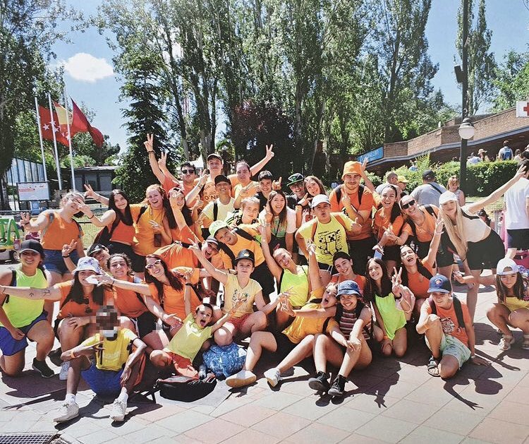 CJNaranjoven's tweet photo. TIK TAK… preparados para empezar el nuevo curso 22/23? 🍊💙 https://t.co/RV8yhkdx8Y