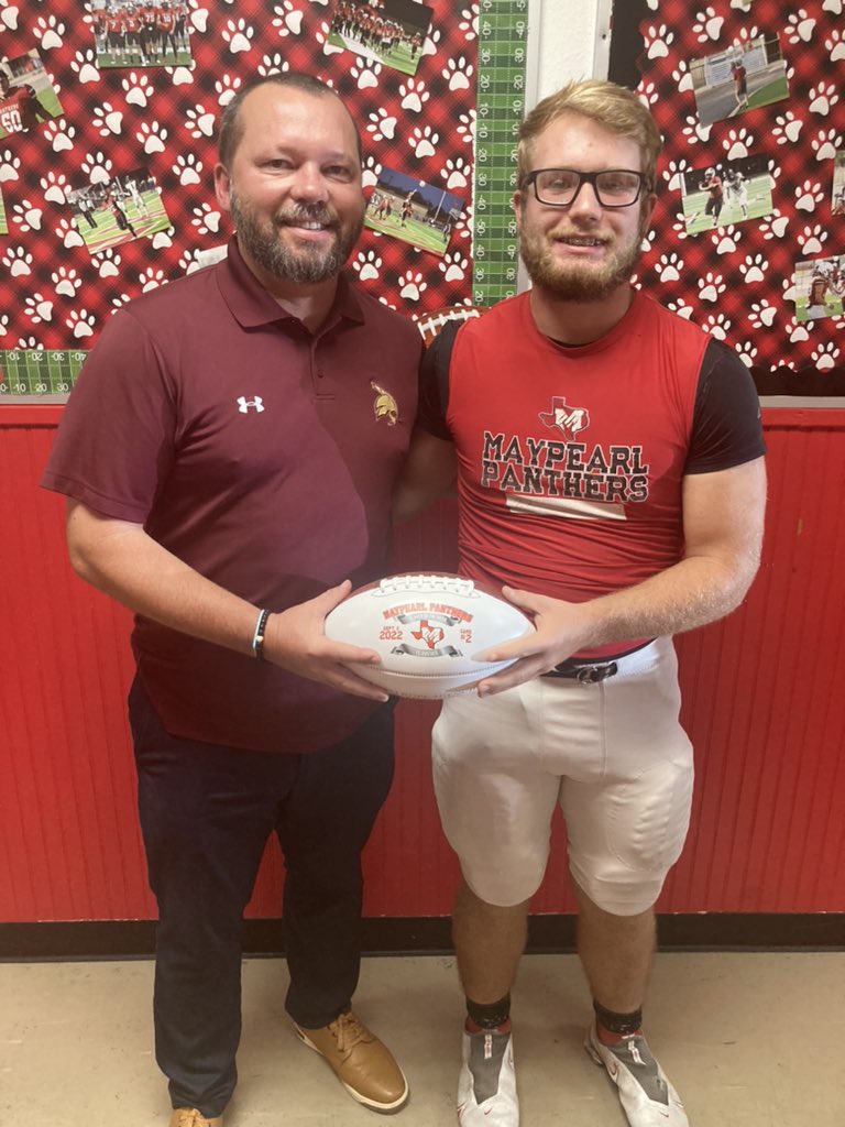 Pearl_Football's tweet photo. Congratulations to @RyderMerritt and @JathanEsselman for being players of the game vs Eustace!  We appreciate you! https://t.co/f2VMKyc3Vl