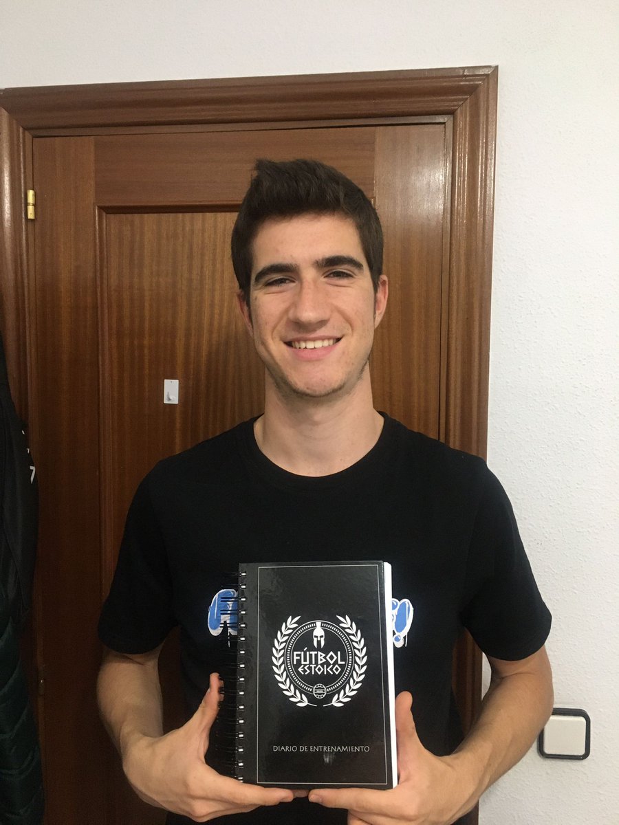 Fútbolestoico tweet media