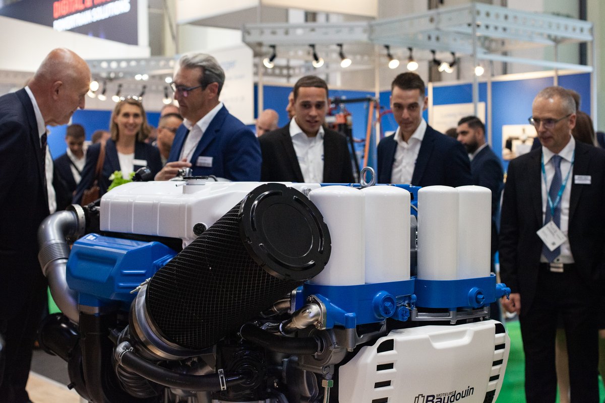 Moteurs Baudouin (@moteursbaudouin) on Twitter photo Back to yesterday at SMM! 🇩🇪
We were honored to launch the 6F21 yesterday at SMM. The 6F21 is the result of #teamwork, from my R&D team at <a href="/MoteursBaudouin/">Moteurs Baudouin</a> to our peers in <a href="/WeichaiPowerCo/">Weichai Power</a>.
Come to visit us in our stand A3.110 Back to yesterday at SMM! 🇩🇪
We were honored to launch the 6F21 yesterday at SMM. The 6F21 is the result of #teamwork, from my R&D team at <a href="/MoteursBaudouin/">Moteurs Baudouin</a> to our peers in <a href="/WeichaiPowerCo/">Weichai Power</a>.
Come to visit us in our stand A3.110