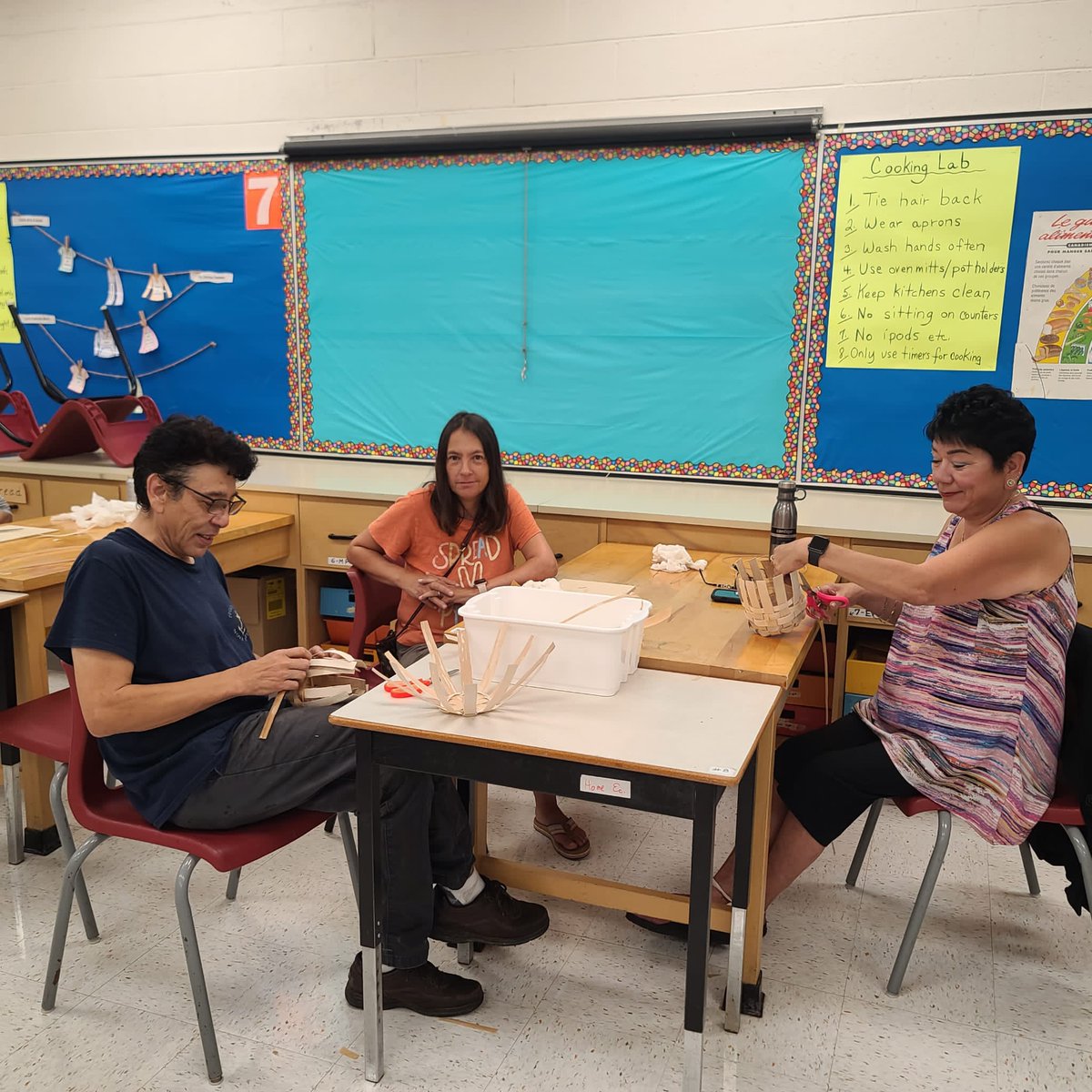 EskasoniSchools's tweet photo. EEMS Teacher's Assistants had an introductory basket making workshop with one of our community's basketry artisans Virick Francis and his apprentice Bernard Charles Poulette (JR). It was a day filled with laughs and good company.  Wela'liek Virick aq Jr. https://t.co/6VdA9x3Yee