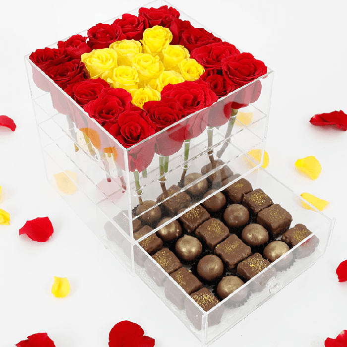 blacktulipqa's tweet photo. Red Yellow Rose with Brownies Chocolate Truffles

Order Online : https://t.co/vlBG4X0HHG

#redroses #mixedflowers #chocolatesqa #combooffers #onlineflowerdeliveryqatar #flowersdoha #dohaqatar https://t.co/e1F790VpP1