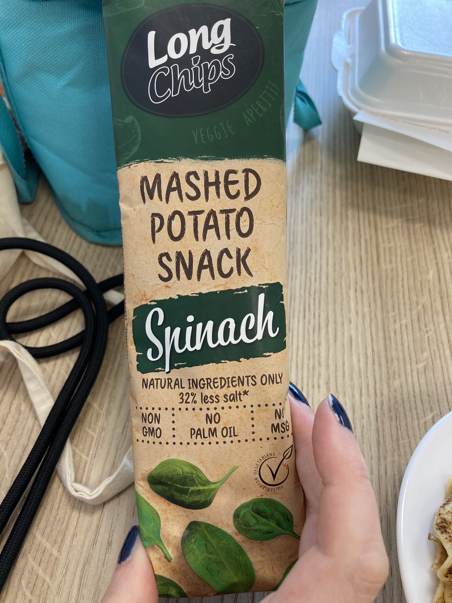 stefarchivist's tweet photo. Oops, I did it again…
#LongChips
This time in spinach! It’s a veggie aperitif! https://t.co/PYvDHO7tIb