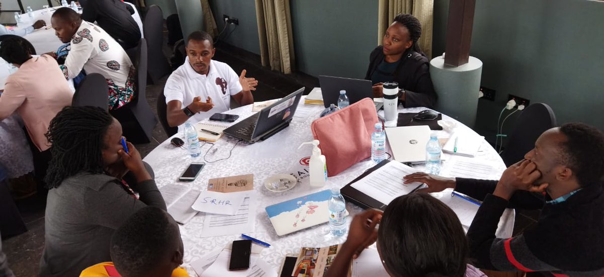 nyhnuganda's tweet photo. Consultant_Ayebale Godfrey supporting key stakeholders in extracting ADH indicators in their groups focused on; #SHR #Nutrition #MentalHealth #SGBV linking to a collective ADH monitoring framework for @iReport13 Resources from the engagement grant @pai_org @theGFF https://t.co/NmV4bEQ4FV