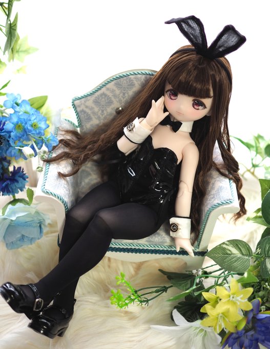 kumakoちゃんサイズのバニーガール服……最高や😭 内側の太もものやわらかそうな曲線好き🐰 