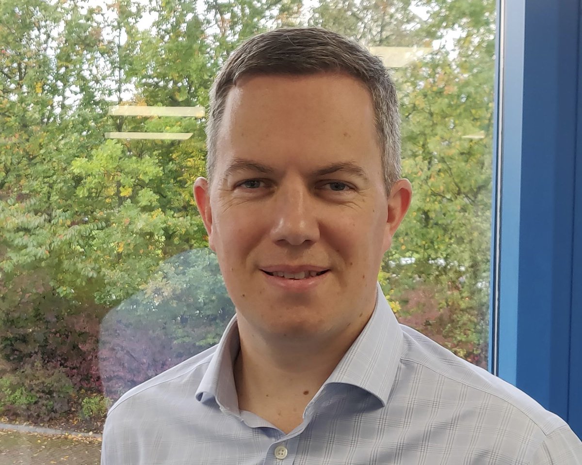 ImagesMagUK's tweet photo. Changing Faces: Peter Box has taken over from Helen Parry as managing director of ink specialist MagnaColours. https://t.co/ammf8FrbRo @MagnaColours #MagnaColours @AvientCorp #ScreenPrinting #GarmentPrinting #ApparelPrinting #ApparelDecoration #GarmentDecoration https://t.co/KnR5tP6QLr
