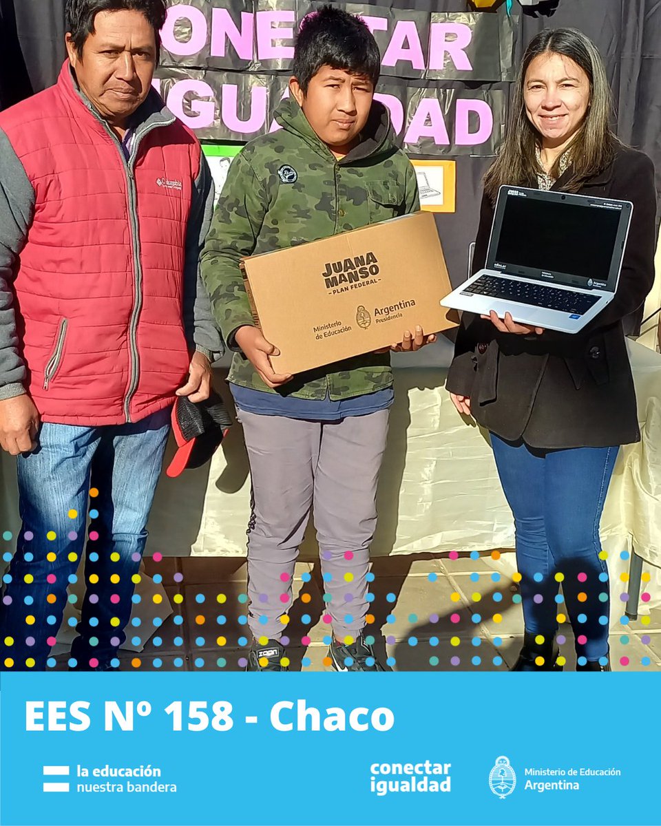 ELEChaco's tweet photo. Las entregas de #netbooks de @conectarigualdad siguen en el #Chaco 

Ahora fueron para los estudiantes de la EES Nº 158 de la localidad de Pampa del Indio

¡Gracias @educacion.ar por garantizar inclusión digital! https://t.co/yZb9T4mw3W