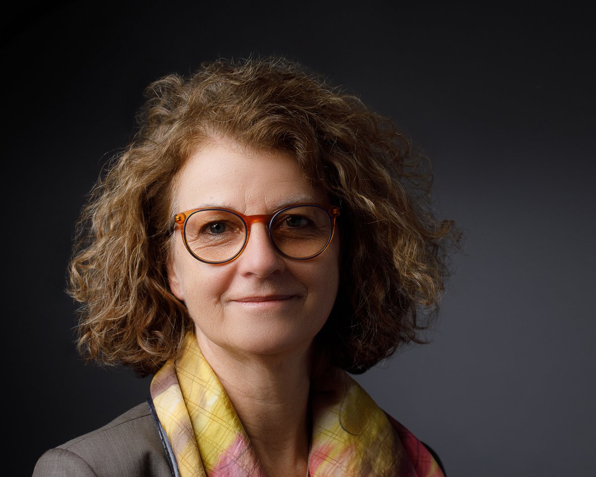 I'm excited as President of SAIF to welcome Dr. Lansky to San Antonio on 9/22 for the San Antonio Interventional Forum: Contemporary Therapies for the Treatment of Intravascular Calcium <a href="/SAIFSanAntonio/">SAIF</a> <a href="/TheLongSOM/">Long School of Medicine</a> <a href="/UnivHealthSA/">University Health</a> <a href="/cardio_renal/">Cardio Renal Metabolic Connections</a> <a href="/UTHealthSA_CTS/">UT Health San Antonio Cardiothoracic Surgery</a> <a href="/AlexandraLansky/">Alexandra Lansky</a>