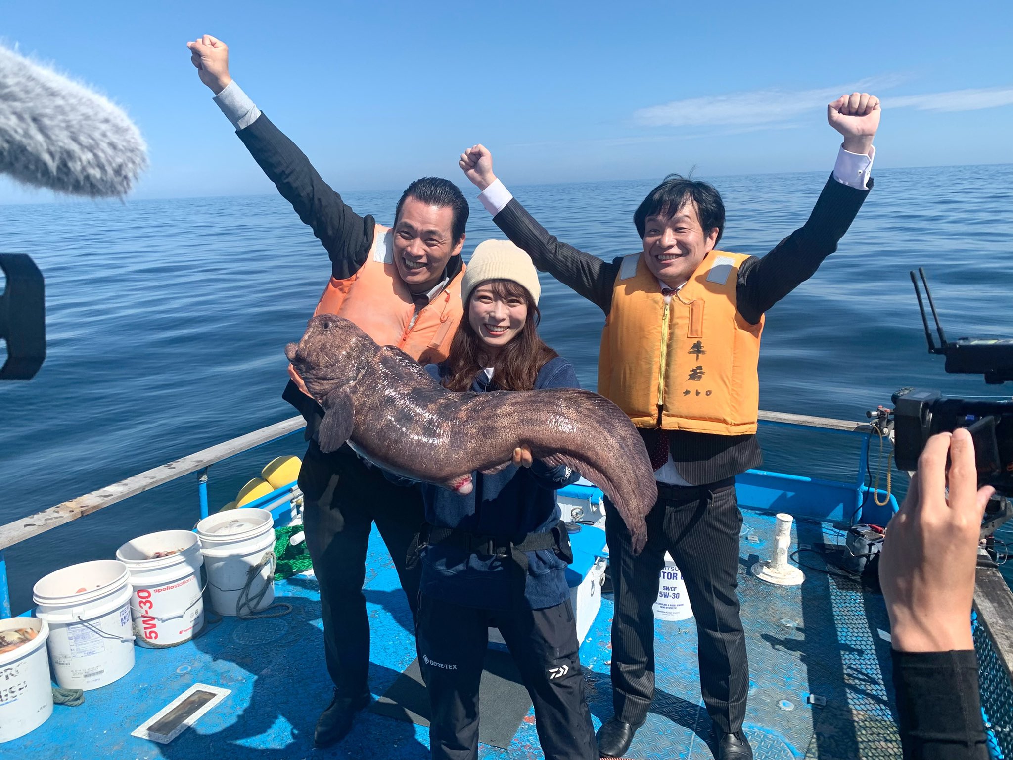 ガリベンズ矢野 ほぼ毎日22時からyoutube生配信中 いやマジで釣ったんだから 奇跡起きたんだから 船長さんがドン引きしてたんだから めちゃくちゃ釣れた釣果です ノブナカなんなん オオカミウオ ねんねん 高本采実 ガリベンズ矢野 T