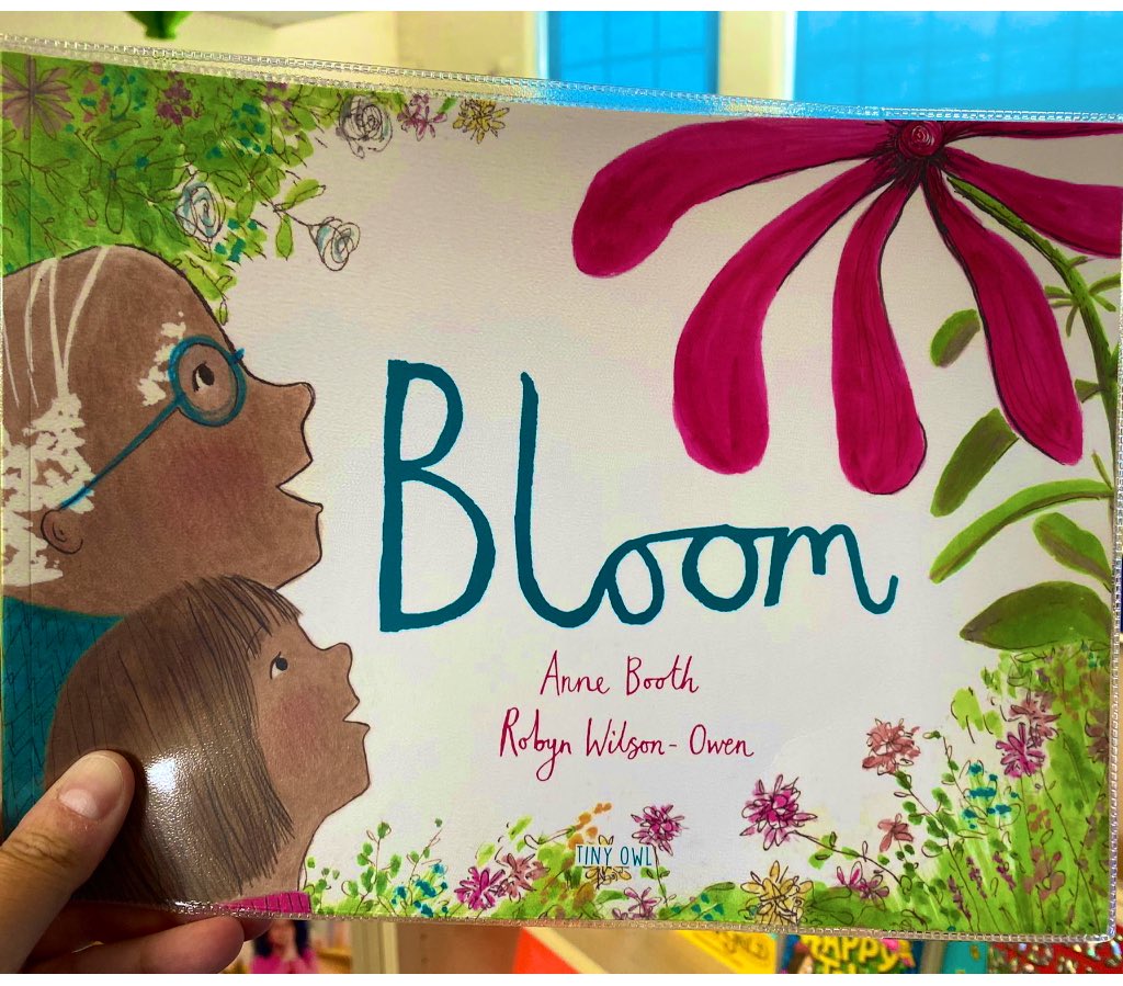 QueensCofE's tweet photo. Queens book of the day 1:
Bloom - because we want all our children to bloom this new academic year.
@Cov_DBE @AccReader @Bedr0ckLearning @AmyBills_Edu @DMAT_CEO @CoventryMAT #AnneBooth
We hope you are all having a wonderful day. #Positivity #LoveInAction https://t.co/IYYvIbopli
