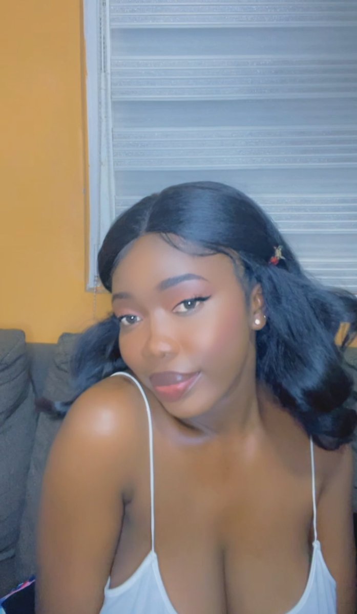 6lack_sauce's tweet photo. #videoscreenshots https://t.co/4zhRoOFWiQ