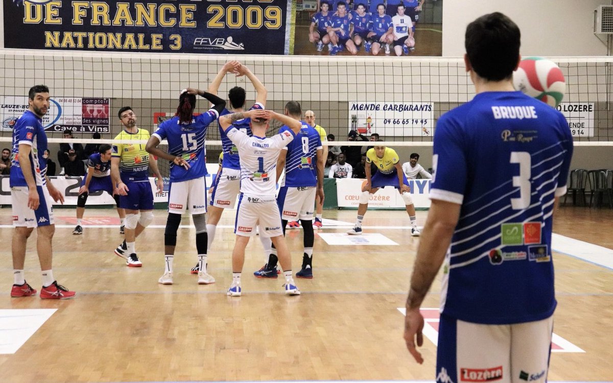 Club Voleibol Utrera tweet media