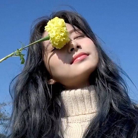 castcal_'s tweet photo. 💛🌿 https://t.co/kK6FodhQYa