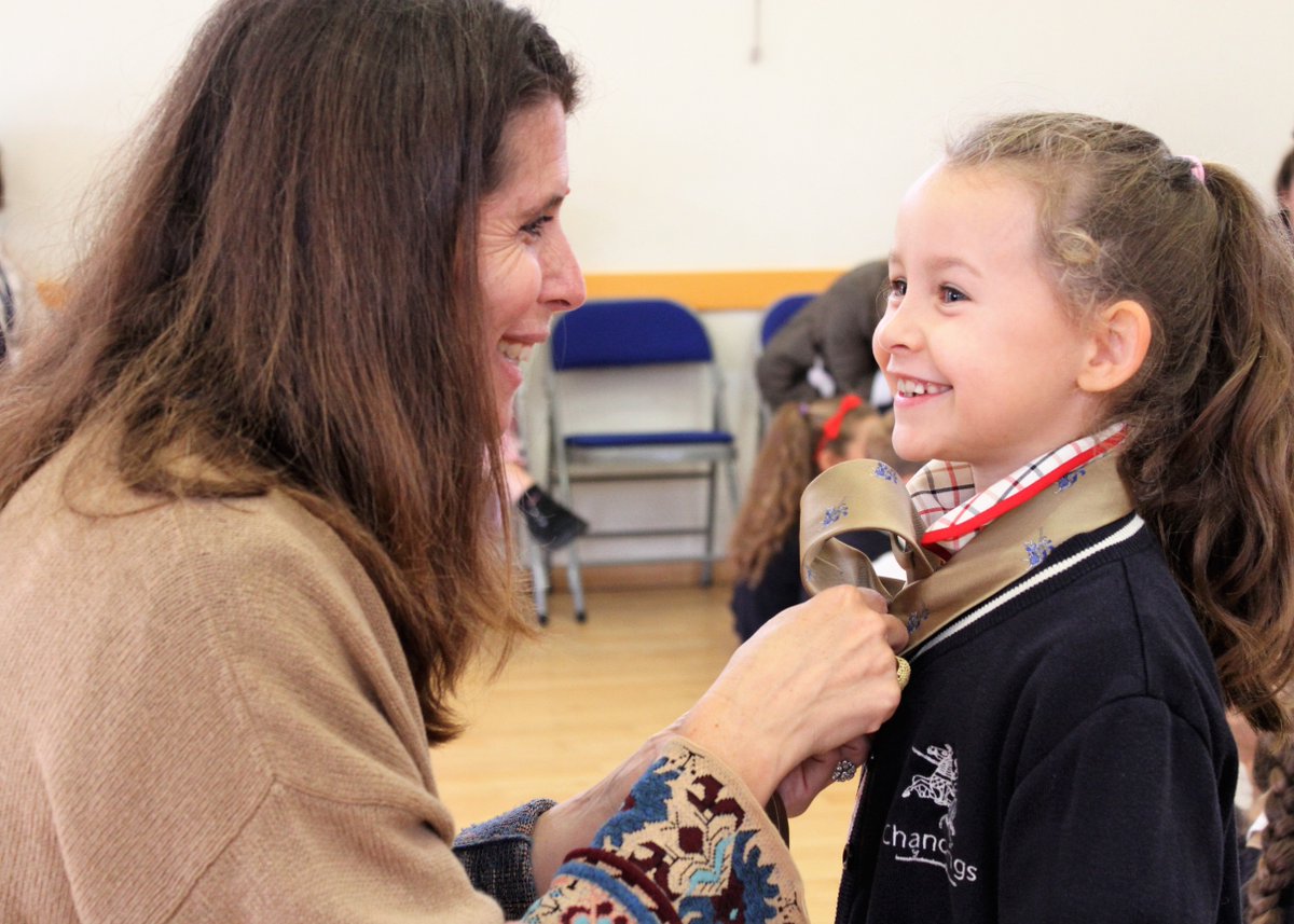 chandlings_sch's tweet photo. When the children move into Year 3 they enter into Prep and find out what house they are in. This special occasion is marked as they receive their new house tie and water bottle. #poltimore #astley #richardson #chandlingsprep #specialmoments https://t.co/VO262peIXf