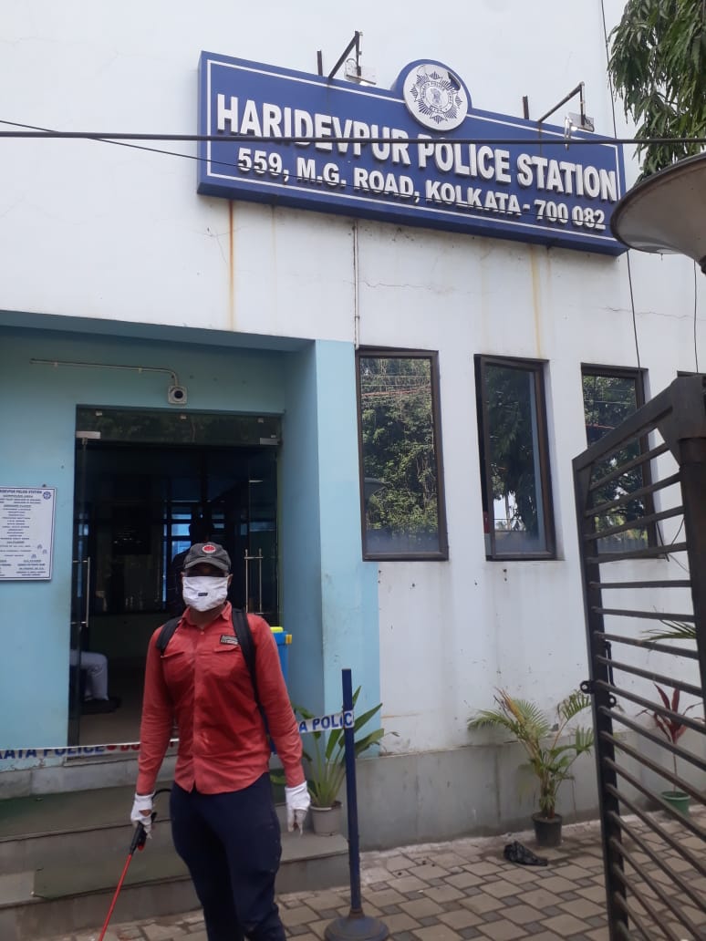 Kolkata Armed Police tweet media