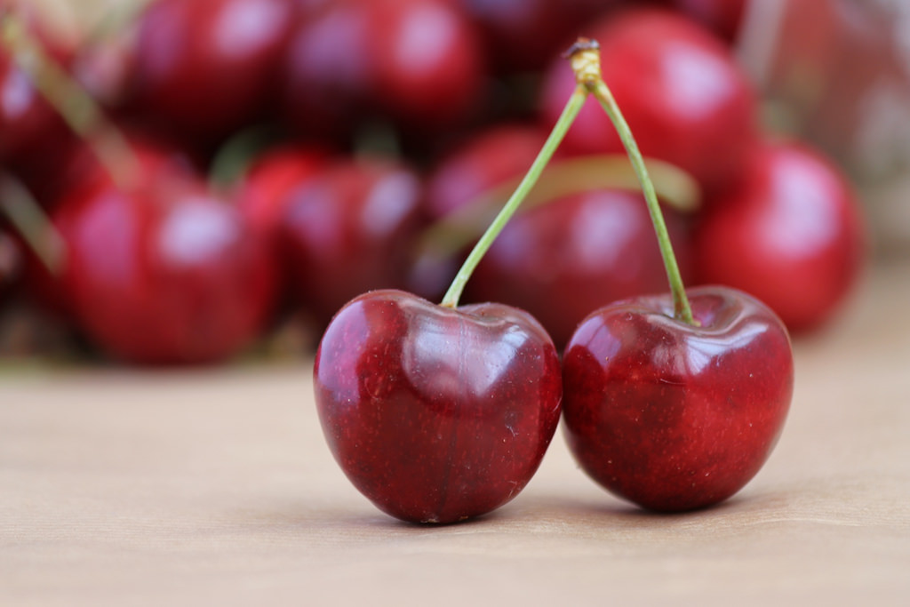 Las cerezas tienen azucar