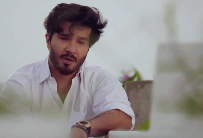 ItsBasitSKhan's tweet photo. Maa meri gayi,, jaan meri nikli,, ro yeh rahi hai https://t.co/cZjdTk3WWb
