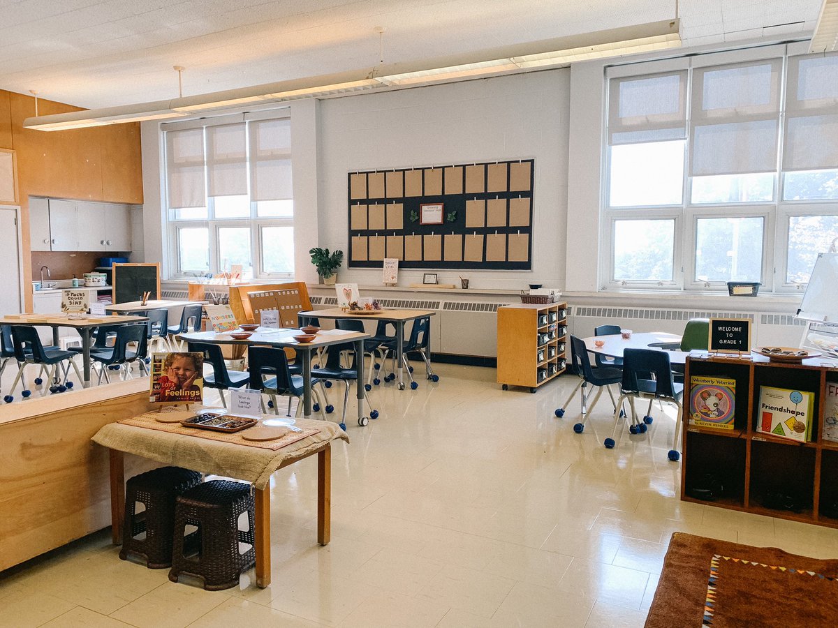 _ritamak's tweet photo. Looking forward to welcoming grade ones into our space! Wishing everyone a wonderful first day! @BlaydonPs https://t.co/o27uzq8ax2