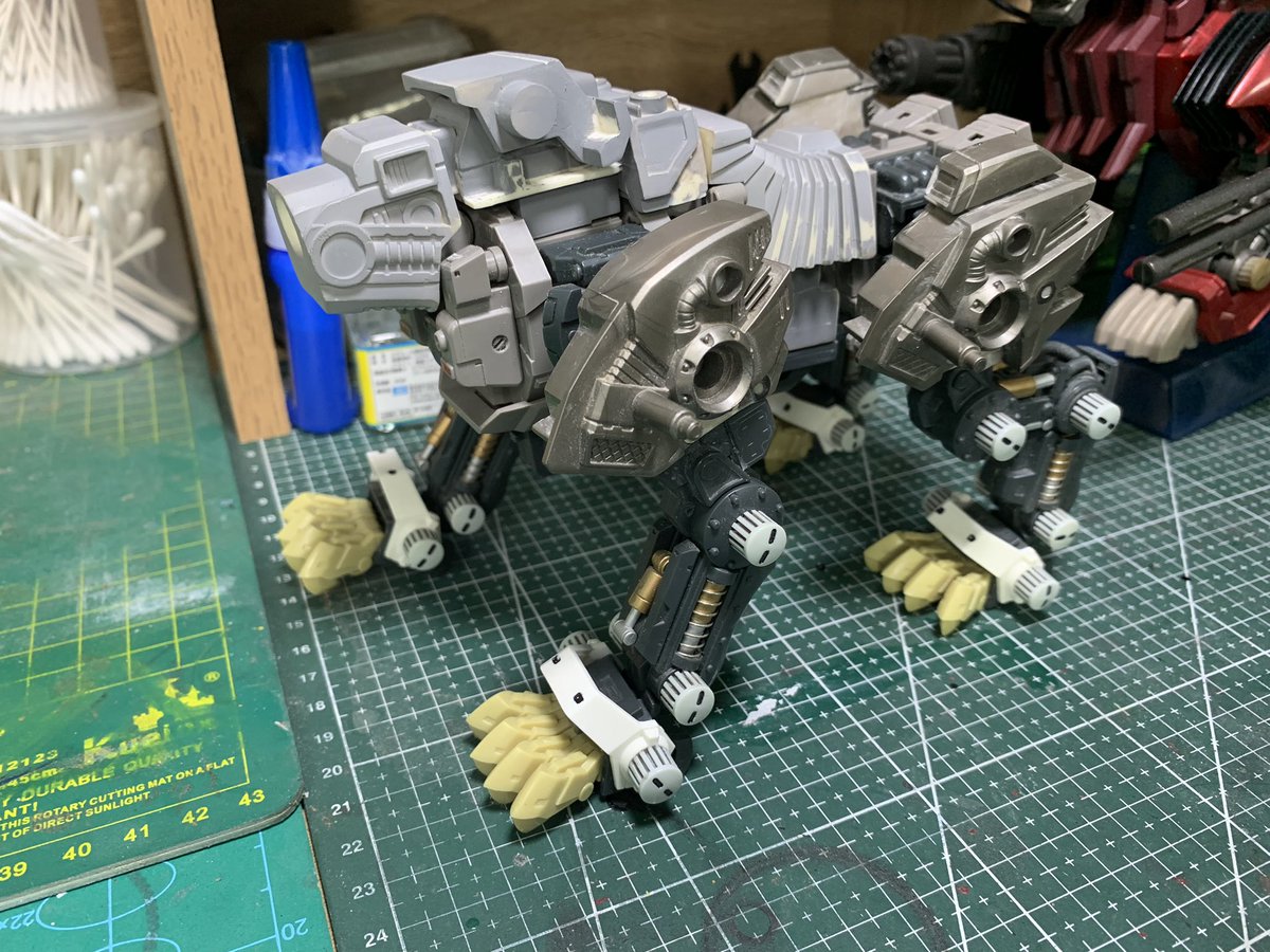 Wuang18's tweet photo. look good #zoids #zoid #zoidsgeneration #zoidshmm #commissionsopen #painting #paint #ligerzero #zoidschaoticcentury #zoidsnewcentury #zoidscustom #custom #gkmodel #shieldliger #HMMShieldLiger #energyliger https://t.co/jDCx3O33UN
