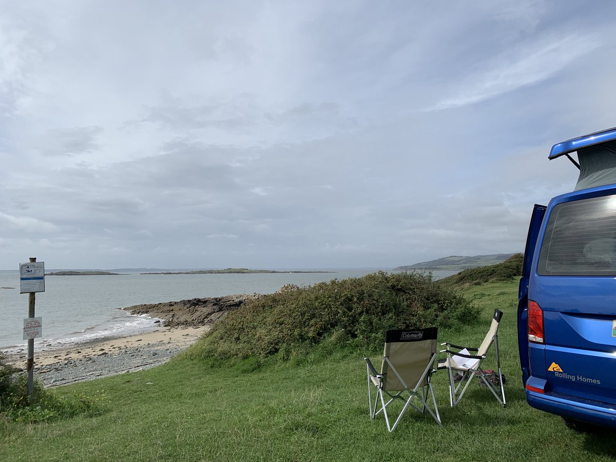 Nice spot for lunch. Carrick. Thanks to ⁦<a href="/BradtGuides/">Bradt Guides</a>⁩