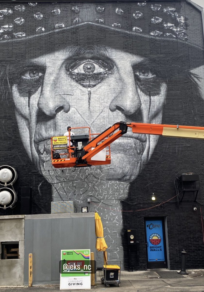 JEKS_NC's tweet photo. Work in progress. @alicecooper #brightwalls https://t.co/0AMA7O59bI