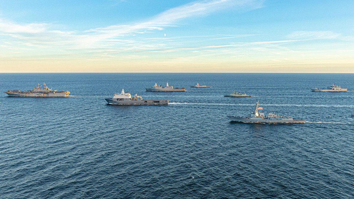 Navy Lookout (@navylookout) on Twitter photo Kearsarge Amphibious Ready Group meet up with #SNMG1 in the Baltic Sea.
🇺🇸USS Kearsarge
🇺🇸USS Arlington
🇺🇸USS Gunston Hall
🇺🇸USS Arleigh Burke
🇳🇱HNLMS Karel Doorman
🇳🇴HNoMS Roald Amundsen
🇳🇴HNoMS Maud
🇵🇹NRP Corte Real
Soon to be joined by <a href="/HMSLANCASTER/">HMS Lancaster</a>
Via: Sgt Petronilla Kearsarge Amphibious Ready Group meet up with #SNMG1 in the Baltic Sea.
🇺🇸USS Kearsarge
🇺🇸USS Arlington
🇺🇸USS Gunston Hall
🇺🇸USS Arleigh Burke
🇳🇱HNLMS Karel Doorman
🇳🇴HNoMS Roald Amundsen
🇳🇴HNoMS Maud
🇵🇹NRP Corte Real
Soon to be joined by <a href="/HMSLANCASTER/">HMS Lancaster</a>
Via: Sgt Petronilla