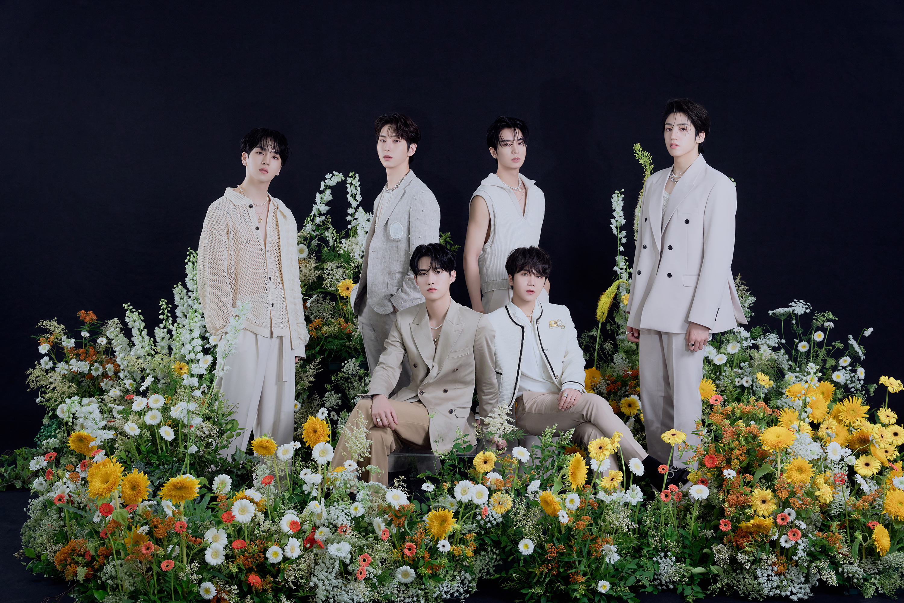 PENTAGON (펜타곤) Profile & Lyrics Index Lyrics » Color