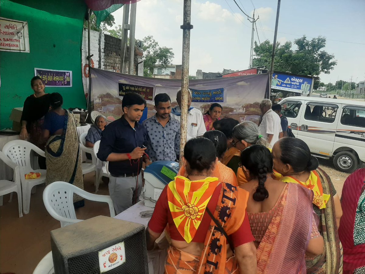 prantvisnagar's tweet photo. આજ રોજ 22 વિસનગર વિધાનસભા મા Evm vvpat નિર્દશન અંબાજી જતા પદયાત્રી માટે ના સેવા કેમ્પ મા કરવામાં આવ્યું @CEOGujarat @CollectorMeh @rkpatel_IAS @SDM_Visnagar @DyMehsana https://t.co/PhhMTDzLez