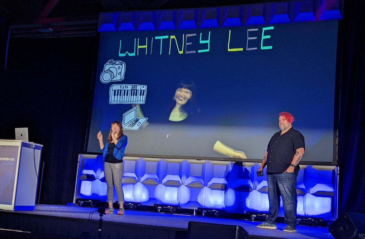 barton808's tweet image. @wiggitywhitney talks about her journey from wedding photographer (for 10 yrs) to touring band member, to learning to code, to IBM, to @VMware as a dev advocate and light-boarder extrodinaire! #devweekcloud