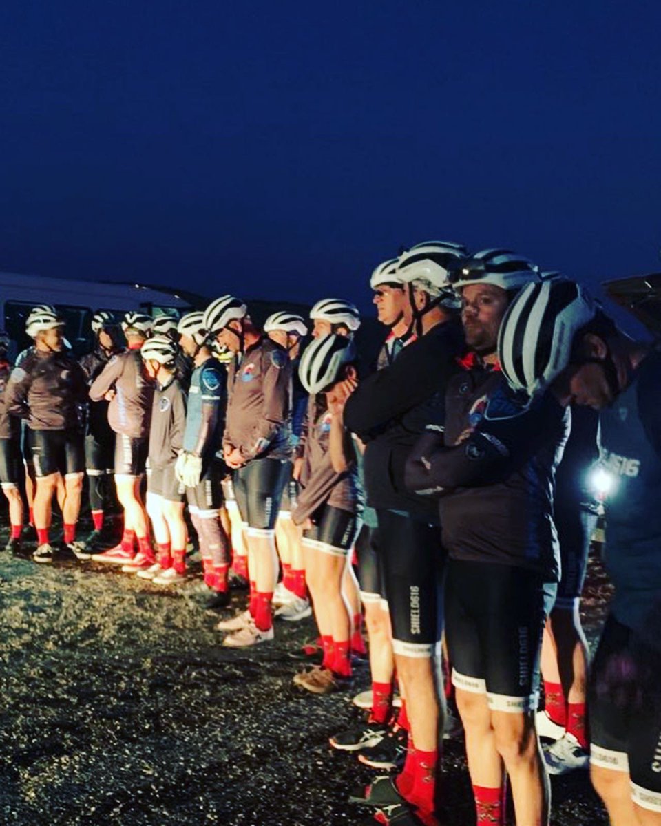 GrandCoSheriff's tweet photo. 🎉🚴♂️Please join us in cheering on Undersheriff Schafer & Lieutenant Rauch as they ride with the @Shield616_ Border to Border bike ride today, 9/7 from the Utah Border to Hayden (107.1 miles/5,400 elevation gain)! We believe in you guys!💙
➡️https://t.co/H0IR7FI35X
#Shield616 https://t.co/Rzwn29Bte0