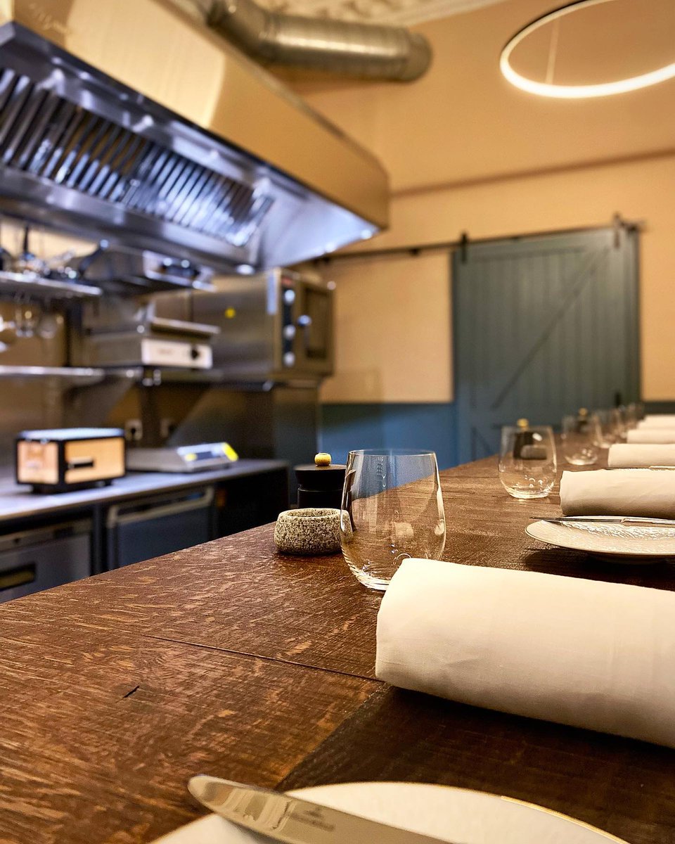 GoodFoodGuideUK's tweet photo. In this week’s The Good Food Guide Weekly a reader talks about a sleek new Edinburgh fixture with a memorable tasting menu, Argile

Subscribe to The Good Food Guide Weekly below 

https://t.co/3kpdHFOwJO https://t.co/94qHaW6tvo