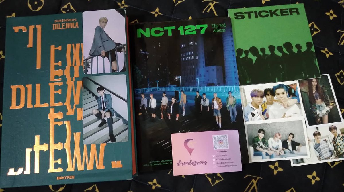 JulyBIGwinsmich's tweet photo. My 6 albums came safely today!🥰Very secured ang package! Accommodating and approachable ng mga admins dito 💚💚 Thank you 
@renDvousPH for the fast and very smooth transaction! Thank you for the official merch inclusions and freebies. More budols to come!!  🫶🫶 #we_rendezvoused https://t.co/ZDNBRuKIDz
