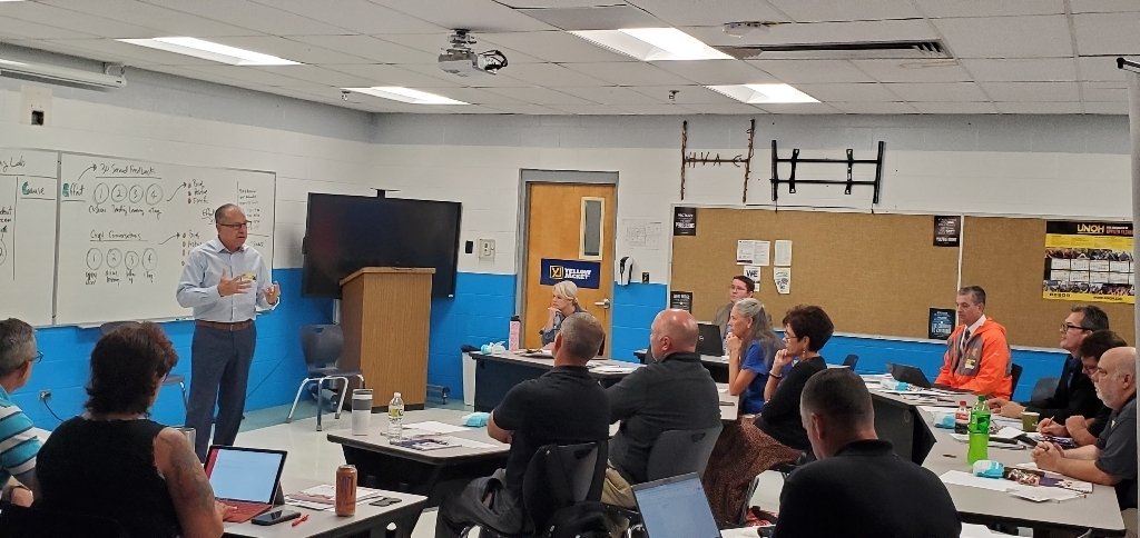 BullittATC's tweet photo. Mike Rutherford leading Feedback and Coaching PD with Kentucky CTE administrators. #30SecondFeedback #MovingForward https://t.co/7EE5ZiyWoK