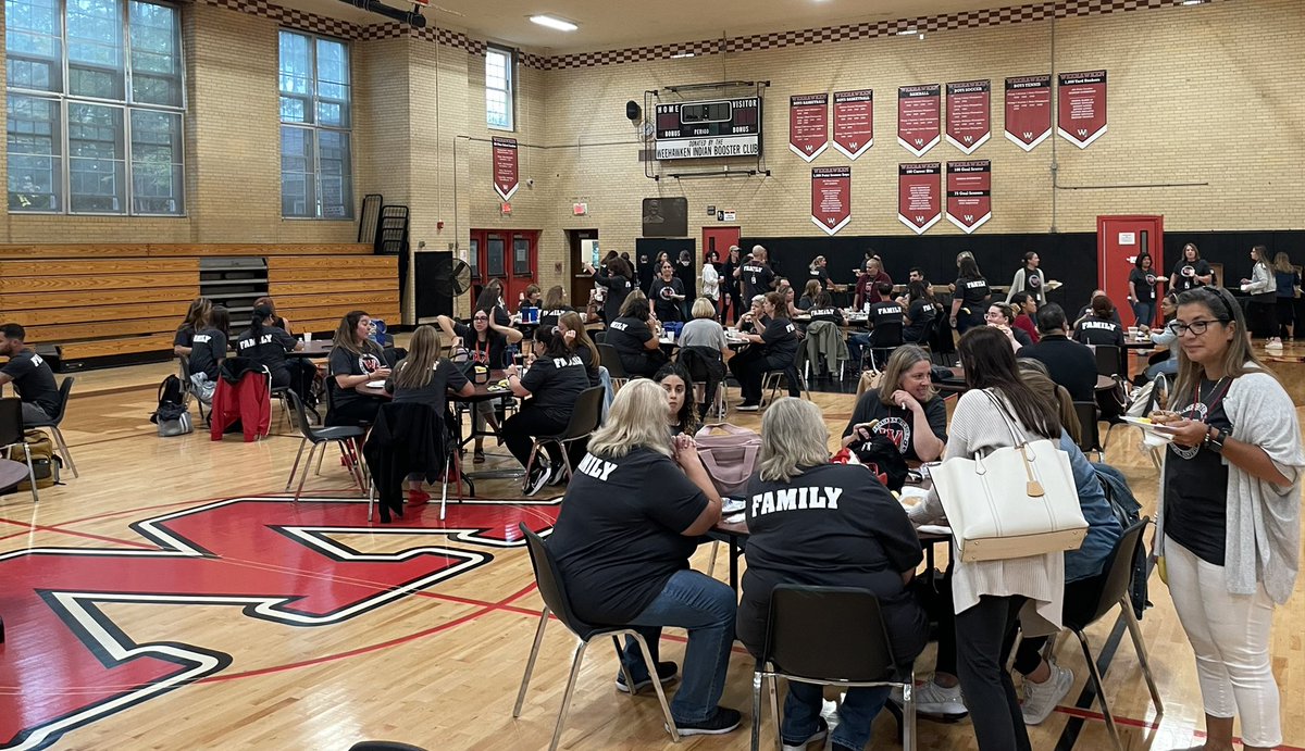 PerryWhs's tweet image. Thank you Weehawken Education Association (#WEA) @WeehawkenTSD for wonderful kickoff breakfast for district! #WeeWork @jillig80 @NJEA @MsKallertDWS @EDUwithAriel @missperdomodws @RobFerullo4 @FAmato53 @StefanieCirill1 @AdParkin78 @MissRhodes20