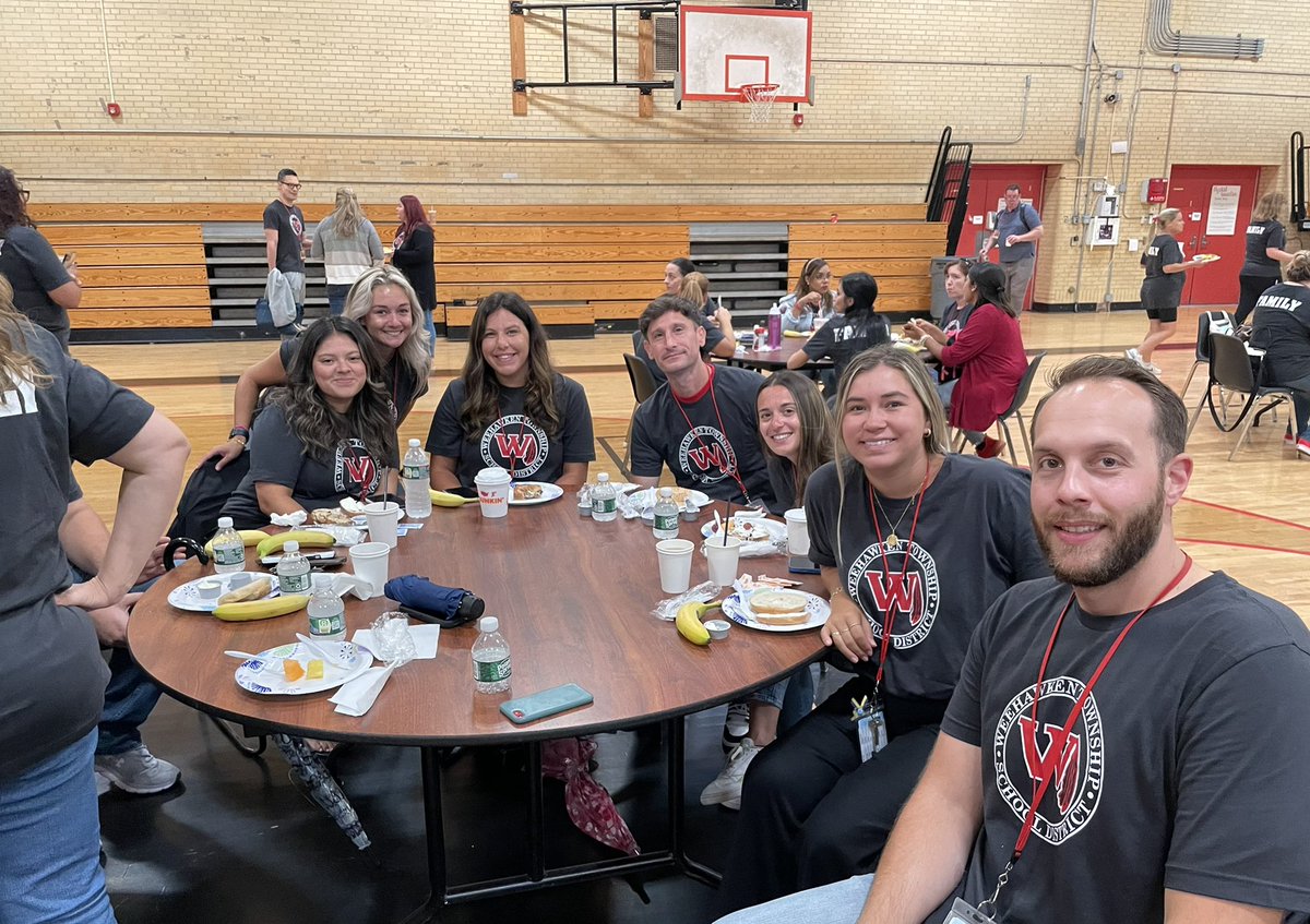 PerryWhs's tweet image. Thank you Weehawken Education Association (#WEA) @WeehawkenTSD for wonderful kickoff breakfast for district! #WeeWork @jillig80 @NJEA @MsKallertDWS @EDUwithAriel @missperdomodws @RobFerullo4 @FAmato53 @StefanieCirill1 @AdParkin78 @MissRhodes20