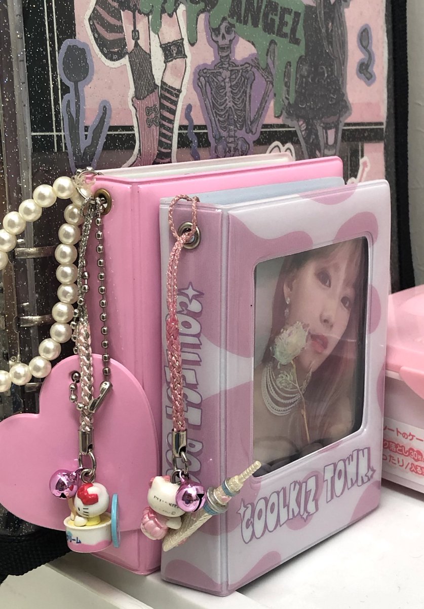 deluxurie's tweet photo. π #kennamails
hi @wonwonhaul ! thank u so much for the fast and smooth transaction, i love the packaging and the collbook <3 i put my charm and sana pc na i couldnβt wait π€£stay safe ! #mikproofs https://t.co/B3bA6jwYFL