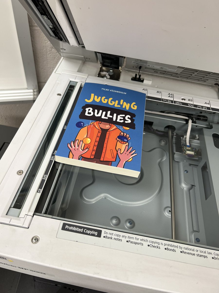 JugglingBullies's tweet photo. Wouldn’t it be nice to just get a #free copy of JUGGLING BULLIES? Well, you can! Just follow, like, and retweet for your chance to #win this copy! #edutwitter #teachers #librarians #bullying #Wednesday #WednesdayMotivation https://t.co/8EtzpZGEf8