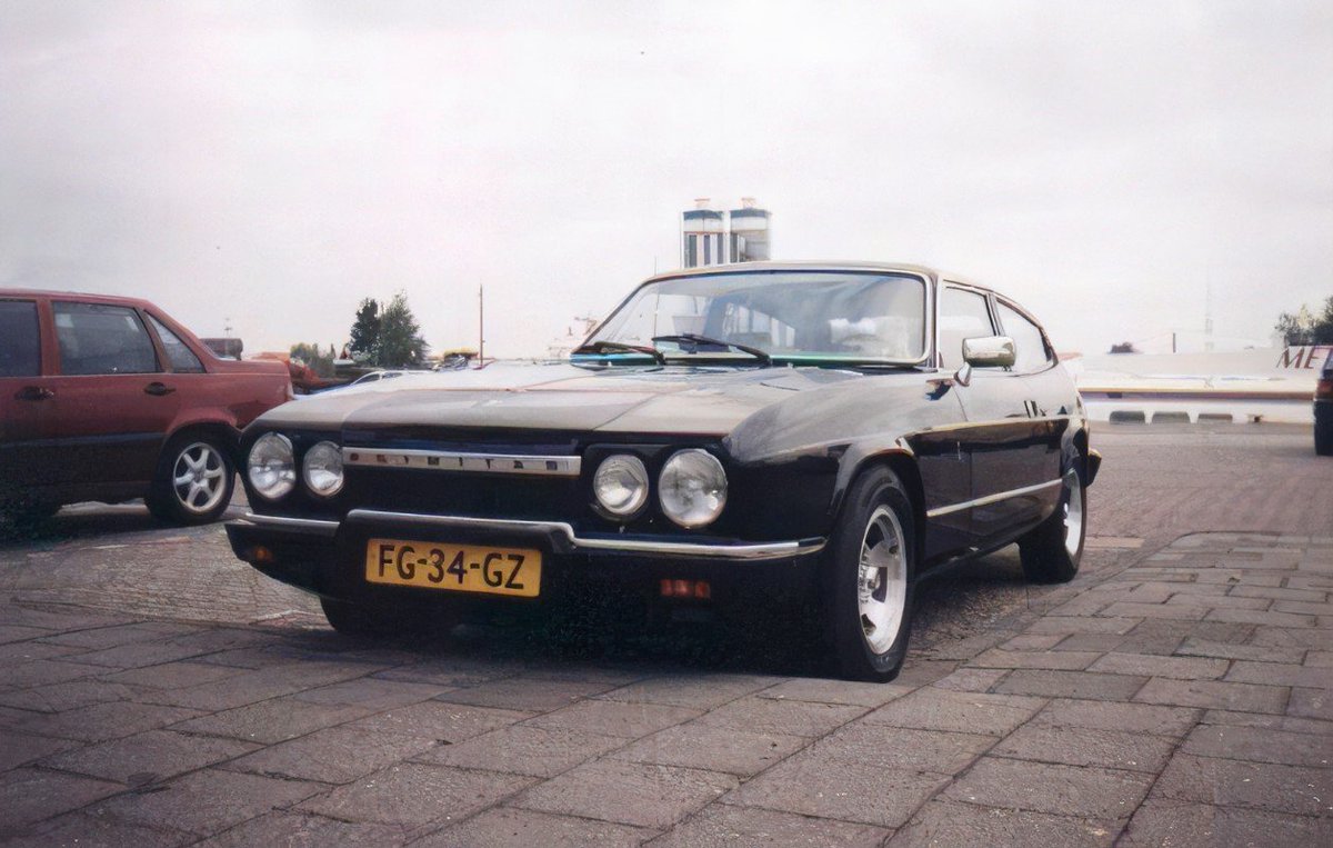 007point5's tweet photo. @SeasonDeeper #PoorCousin to the #Reliant_Scimitar_6b #imho ... https://t.co/EjAxyOoVYp