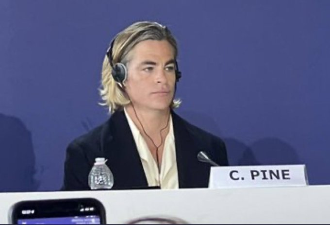 ErinLawbrarian's tweet image. Researchers: Have you ever thought about digitizing the whole archive collection?

Archivists: