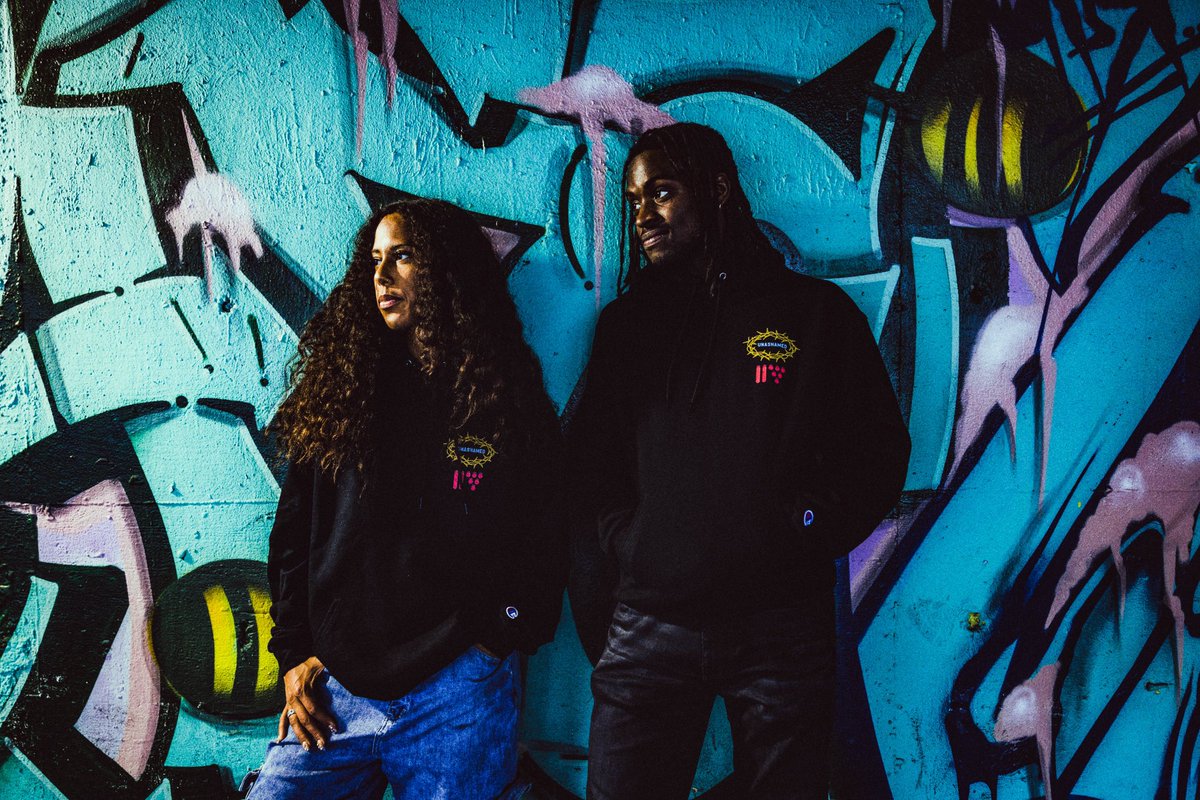 lecrae's tweet photo. ⚡ #SpreadTheOpps merch now available at https://t.co/ph1F2UTO3z ⚡

All other items are now 20% off for the week so you can get the rest of your fit too. 🙌🏾 https://t.co/RsdJKGZyZL