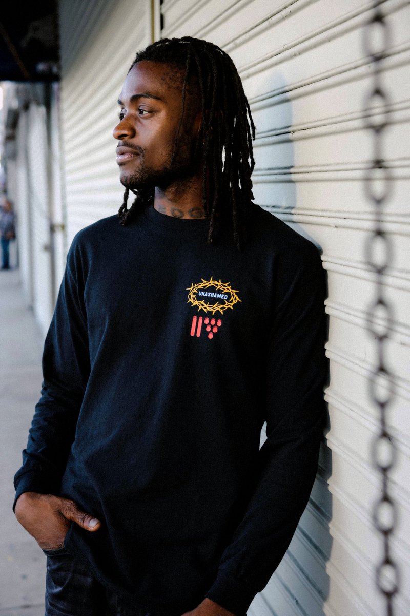 lecrae's tweet photo. ⚡ #SpreadTheOpps merch now available at https://t.co/ph1F2UTO3z ⚡

All other items are now 20% off for the week so you can get the rest of your fit too. 🙌🏾 https://t.co/RsdJKGZyZL
