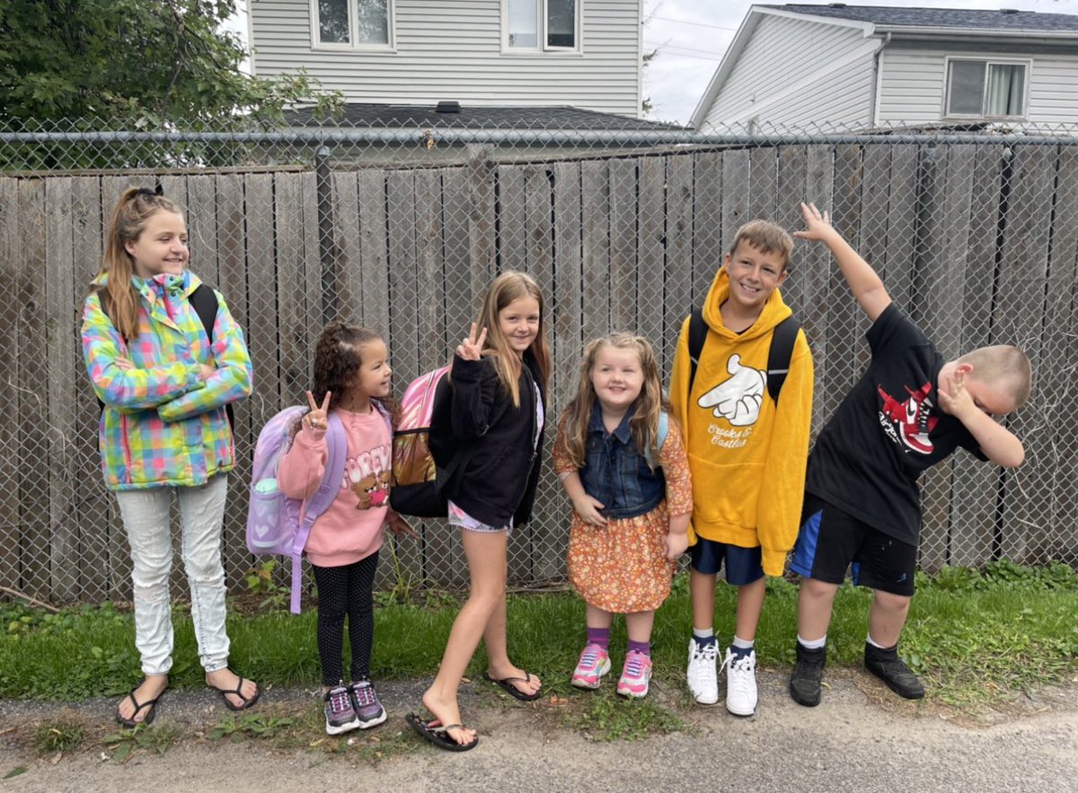 TracyMurphy101's tweet photo. Day 2 for this bunch day 1 for miss Oriana ❤️⭐️ https://t.co/fnbLnatZOG