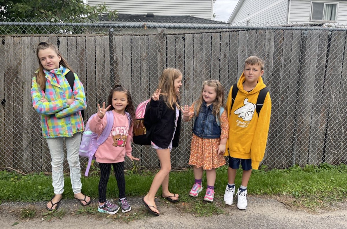 TracyMurphy101's tweet photo. Day 2 for this bunch day 1 for miss Oriana ❤️⭐️ https://t.co/fnbLnatZOG