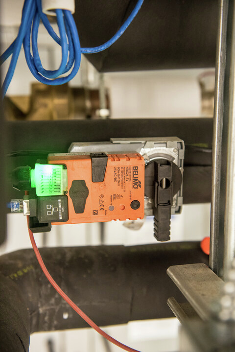 belimo's tweet photo. 🏫 School is back in session! 
The Red Wing Public School District became a model of #energyefficiency when they installed #Belimo #energyvalves. 

Red Wing Blog Post 👉 https://t.co/7NTvUgiLP4
Energy Valve 👉 https://t.co/Bw4qnrhuFg

#SmallDevicesBigImpact #BelimoFound https://t.co/HwlZ1D4C9N