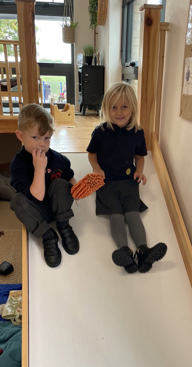 ysgolyddraig's tweet photo. #YYDHensol Sliding in to our first day in Reception! We had so much fun seeing our friends, old and new! https://t.co/GtVqGG1dYR